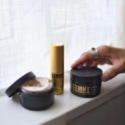 Vaporisateur En Poudre Effet Crèpé V.I.P Volume In Powder - Pour Tous Types De Cheveux - Tenue Forte